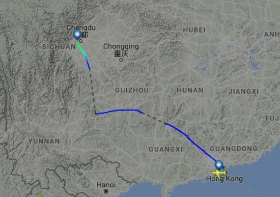  圖片來(lái)自航空網(wǎng)站flightradar24，圖顯示飛機(jī)安全降落成都